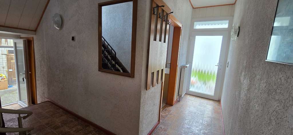 Immobilie in Gau-Algesheim - 1463 Freistehendes Einfamilienhaus im Zentrum von Gau-Algesheim - Bild 2