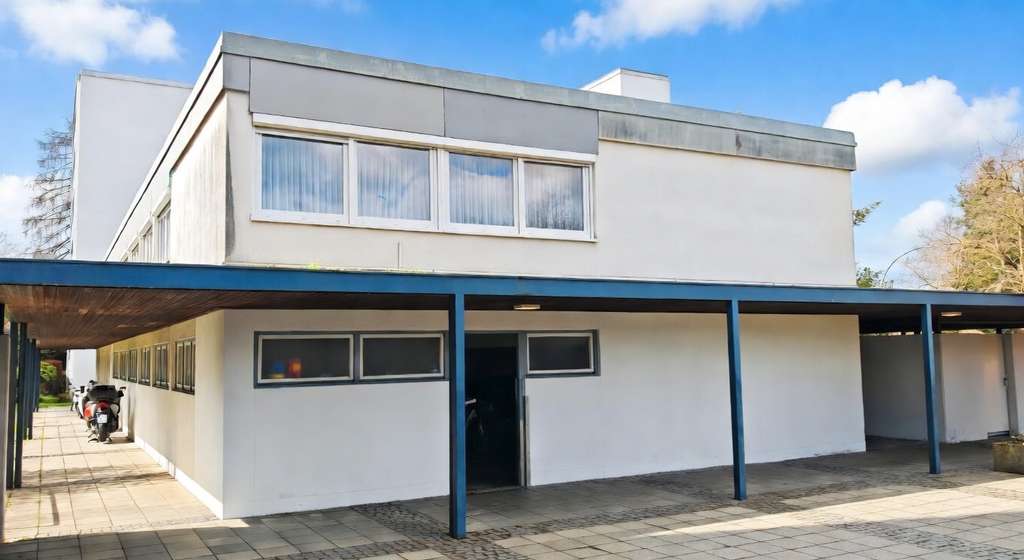 Immobilie in Memmingen - Erbpacht-Wohnung ohne Balkon – helle 4-Zimmer-Wohnung (126 m²) im 1. OG in Memmingen – provisionsfre - Bild 1