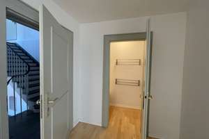 Exklusive, Möblierte 2,5-Raum Wohnung in Bestlage von Schwabing    – Viktor-Scheffel-Straße 4, 80803 Neuschwabing, München – Vorschaubild 14