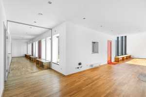 Bestlage: Architektenvilla im 
Bauhausstil mit 5 TG-Plätzen! – Regensburg – Vorschaubild 18