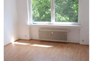 FREI AB 01.07.2026: Wettbergen, 3,5 ZKB ca. 90 qm, großzügig geschnitten, lichtdurchflutet, Waldnähe – Goethestr 10, 30457 Wettbergen, Hannover – Vorschaubild 4