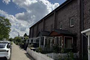 Bothfeld: Exzellentes Wohnen mit viel Platz auf 3 Etagen im RMH, 2x Balkone - Top Lage & Carport! – Die vollständige Adresse der Immobilie erhältst du vom Anbieter., 30659 Bothfeld, Hannover – Vorschaubild 8