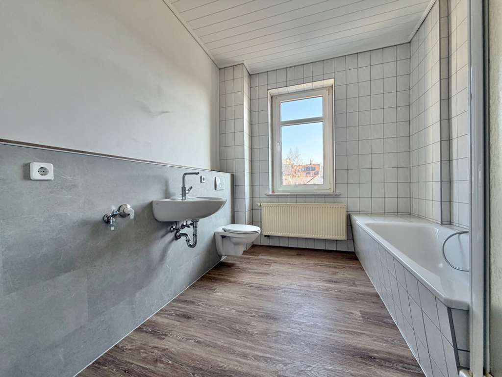 Immobilie in Hohenstein-Ernstthal - Wohnen • und Gewerbe • Hohenstein-Ernstthal • selbst nutzen • und / oder vermieten • jetzt kaufen! - Bild 3