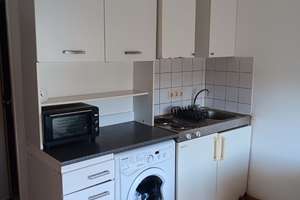 Möblierte Dachgeschosswohnung direkt am Uniklinik in Düsseldorf – 40225 Bilk, Düsseldorf – Vorschaubild 3