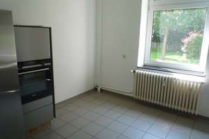  Großzügige 2,5-Zimmer-Wohnung EG, EBK, Parkett, Kaminofen, Terrasse, Süd-Garten & Garage – Natruper Straße 115, 49076 Hafen, Osnabrück – Vorschaubild 19