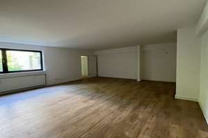 frisch renovierte, großzügige 2-Zimmer-Wohnung im Souterrain – Rutkamp 1-3, 24111 Russee, Kiel – Vorschaubild 2