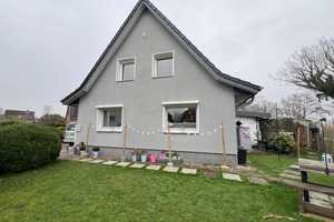 Einfamilienhaus mit Einliegerwohnung – Rendsburg-Eckernförde (Kreis) – Vorschaubild 1