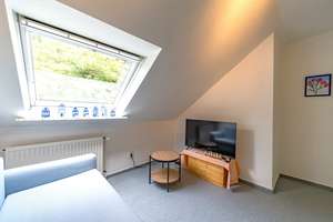 Doppelhaushälfte mit viel Potenzial und schönem Grundstück in Eversten – Die vollständige Adresse der Immobilie erhältst du vom Anbieter., 26131 Eversten, Oldenburg (Oldenburg) – Vorschaubild 18