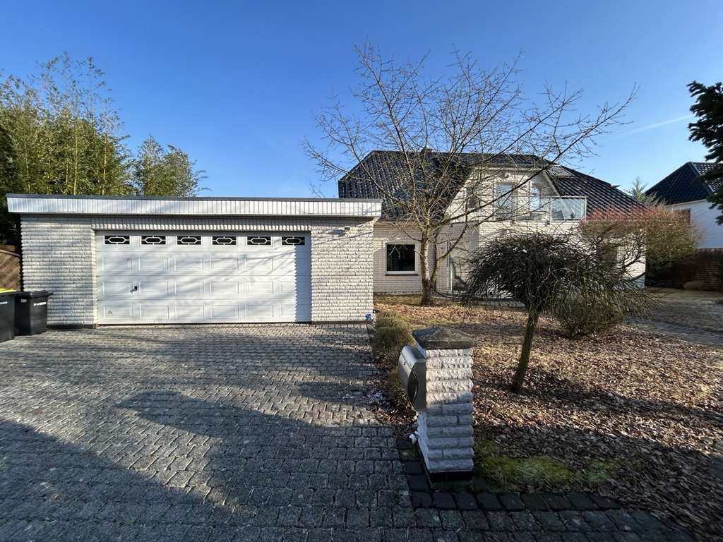 Immobilie in Ahausen - Volksbank Immobilien:  Imposantes EFH mit unendlichen Möglichkeiten - Bild 1