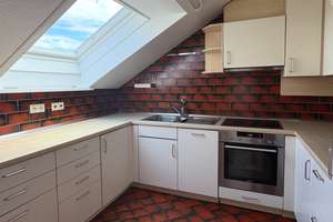 Schöne 4-Zimmer-Dachgeschosswohnung mit zwei Balkonen  – Die vollständige Adresse der Immobilie erhältst du vom Anbieter., 70563 Österfeld, Stuttgart – Vorschaubild 7