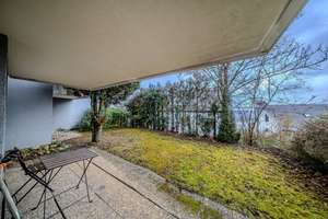 Stilvolles Split-Level-Wohnen: Terrasse, Garten und herrliche Aussicht über Stuttgart – Weinbergweg 18, 70569 Dachswald, Stuttgart – Vorschaubild 12