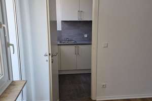 Helle Whg. in ruhigem gepflegten Haus mit EBK + Balkon 5 Min. zum HbH – 40227 Oberbilk, Düsseldorf – Vorschaubild 10