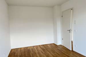 Hochparterre: 2-Zimmer-Wohnung direkt am Kanal (Lindenauer Hafen) mit Aufzug, Balkon u. Vorratsraum – Hafenstraße 9C, 4179 Schönau, Leipzig – Vorschaubild 15