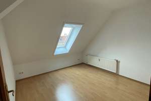 Schöne 2-Zimmer Dachgeschosswohnung in Niederschönhausen (Pankow) – Schillerstraße 12a, 13156 Niederschönhausen, Berlin – Vorschaubild 5