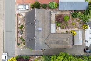 Achim: Zweifamilienhaus mit Potenzial – Frei zur Vermietung  oder zur Selbstnutzung! Obj.8692 – Die vollständige Adresse der Immobilie erhältst du vom Anbieter., 28832 Achim – Vorschaubild 12