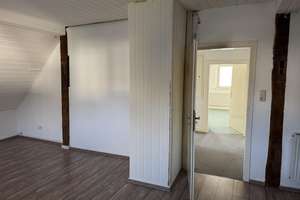 Ansprechendes und charmantes Einfamilienhaus mit Garage und kleinem Garten inmitten von Wölmersen! – Die vollständige Adresse der Immobilie erhältst du vom Anbieter., 57635 Wölmersen – Vorschaubild 15