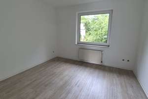 3 Zimmer Wohnung v. Privat - Nichtraucherobjekt – Halstenbeker Straße 18a, 22457 Schnelsen, Hamburg – Vorschaubild 8