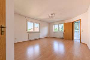 Sonnige und großzügige 3,5 Zi.-Wohnung in ruhiger Ortsrandlage von Reutti – Die vollständige Adresse der Immobilie erhältst du vom Anbieter., 89233 Neu-Ulm – Vorschaubild 7