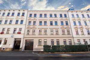 DENKMALSCHUTZ TRIFFT ELEGANZ | Vermietete 3-Raum-Wohnung mit Parkett & Balkon in Leipzig-Gohlis