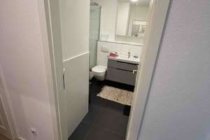 Möbilierte 2 Zimmer Wohnung in Unterbach!Sonnenbalkon! Aufzug! TG-Stellplatz! Naturerholungsgebiet! – Rathelbeckstraße 337, 40627 Unterbach, Düsseldorf – Vorschaubild 17