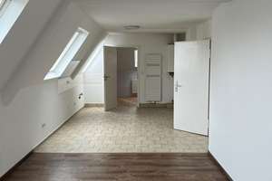 Attraktive 2-Zimmer-Dachgeschosswohnung in Ludwigshafen am Rhein – 67061 Süd, Ludwigshafen am Rhein – Vorschaubild 3