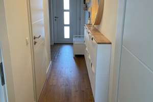 Helle und zentral gelegene 2-Zimmer Wohnung – Holsteiner Chaussee 403, 22457 Schnelsen, Hamburg – Vorschaubild 2