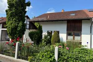 Herrliche Doppelhaushälfte in Ingolstadt zu verkaufen! – Die vollständige Adresse der Immobilie erhältst du vom Anbieter., 85053 Südost, Ingolstadt – Vorschaubild 3
