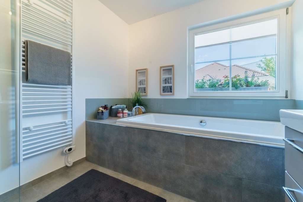 Immobilie in Gondelsheim - Ihr Traumhaus in Gondelsheim - Individuell geplantes 5-Zimmer-KfW55 Fertighaus mit allkauf Active Ti - Bild 2