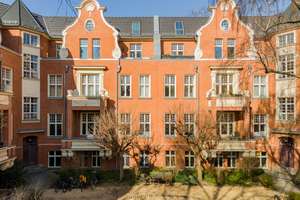 Großzügige Wohnung mit drei Balkonen am begehrten Holländischen Viertel – Die vollständige Adresse der Immobilie erhältst du vom Anbieter., 14467 Nördliche Innenstadt, Potsdam – Vorschaubild 2