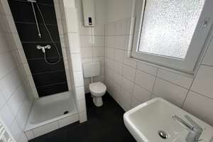 Klein-Fein-Mein- EG.-Whng mit Garten - modernes Duschbad - Duisburg Rheinhausen – Brahmsstraße 38, 47226 Rheinhausen-Mitte, Duisburg – Vorschaubild 2