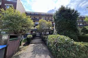 Exklusive, voll möblierte 3 Zimmer WG mit 2 Balkonen, Parkplatz, Keller Einbauküche in Düsseldorf – Josef-Neuberger-Straße 31 31, 40625 Gerresheim, Düsseldorf – Vorschaubild 18