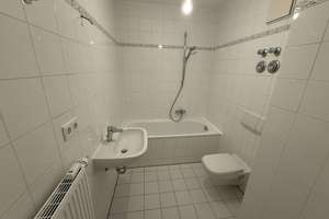 Lichtdurchflutete 3-Zimmer-Mansardwohnung im denkmalgeschützten Altbau - frisch saniert mit 69 m² – Gambrinusstraße 16, 1159 Friedrichstadt, Dresden – Vorschaubild 10