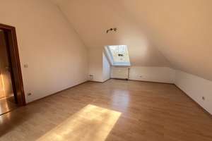 Grüne Lage Nähe Uni-Klinik! Ansprechende, freie 3-Zi.-Maisonette mit 2 Bädern + TG!  – Die vollständige Adresse der Immobilie erhältst du vom Anbieter., 91054 Loewenich, Erlangen – Vorschaubild 16