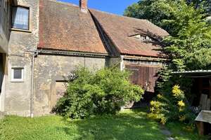 Umgebindewohnhaus mit massivem Nebengebäude – Die vollständige Adresse der Immobilie erhältst du vom Anbieter., 2742 Neusalza-Spremberg – Vorschaubild 3