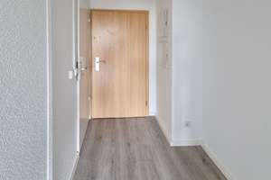 Einziehen und Wohlfühlen ! Ihre Singleoase inklusive Einbauküche – Zerbster Straße 43, 6124 Westliche Neustadt, Halle (Saale) – Vorschaubild 6