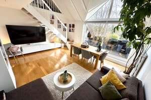 Traumhafte Dachgeschosswohnung mit Galerie und Luxus Küche