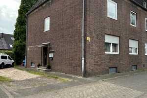 Gepflegtes Mehrfamilienhaus und cleveres Investment !! – Krefeld – Vorschaubild 2