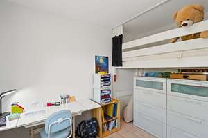 Familienglück in Hamburg-Rönneburg – EFH mit sonnigem Südwestgarten auf ca. 450 m² Grundstück – Die vollständige Adresse der Immobilie erhältst du vom Anbieter., 21079 Rönneburg, Hamburg – Vorschaubild 20