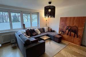 Lichtdurchflutete 3-Zimmer Wohnung  mit Einbauküche und Balkon ab Sofort verfügbar!