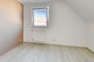 Einfamilienhaus und Praxisgebäude mit ca. 250 m² Wohn-und Nutzfläche in Neustadt a. d. Weinstraß – Die vollständige Adresse der Immobilie erhältst du vom Anbieter., 67435 Lachen-Speyerdorf, Neustadt an der Weinstraße – Vorschaubild 7