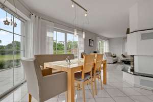 Luxus pur & Fernblick! Hochwertiges Anwesen nahe Bayreuth mit ELW, tollem Garten und Traumterrasse – Die vollständige Adresse der Immobilie erhältst du vom Anbieter., 95503 Hummeltal – Vorschaubild 9