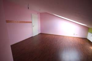 4- Zi Maisonette Wohnung in ruhiger Lage mit Balkon und Stellplatz / WBS ERFORDERLICH !! – Cuxhavenerstr. 9, 42279 Oberbarmen, Wuppertal – Vorschaubild 11