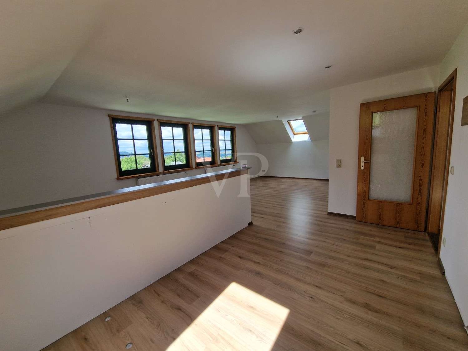 Immobilie in Großlohra - Wunderschönes freistehendes
Fachwerkhaus mit Brockenblick in
Großlohra - mit Erbbaurechtsgrundstüc - Bild 6