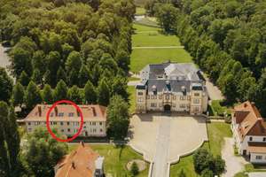 • 2-Zimmer-Wohnung mit Blick in den Schlossgarten in Molsdorf