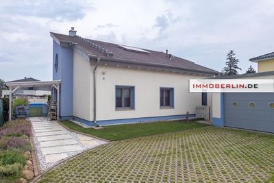 IMMOBERLIN.DE - Wunderbares Einfamilienhaus mit Westgarten & Doppelgarage in Seenähe