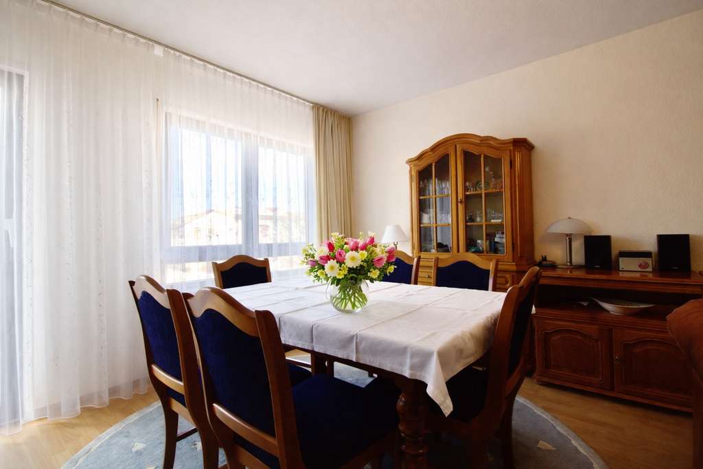 Immobilie in Hockenheim - Gemütliche 3 Zimmer Wohnung mit Balkon und 2 Stellplätzen in 
ruhiger & zentraler Lage! - Bild 1