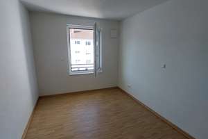 Modernes Reihenmittelhaus zur Miete – Erstbezug in ruhiger, grüner Lage – Am Heuselbach 6/1, 73529 Schwäbisch Gmünd – Vorschaubild 5