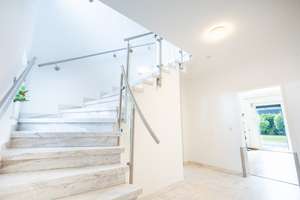 Freistehendes Einfamilienhaus in attraktiver Lage mit Pool, Sauna & Doppelgarage – Die vollständige Adresse der Immobilie erhältst du vom Anbieter., 41199 Odenkirchen-Mitte, Mönchengladbach – Vorschaubild 27