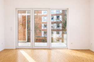 Helle moderne 4-Zimmer-Wohnung mit großem Balkon  und optionalem Tiefgaragenplatz in Köln-Bayenthal – Alteburgerstr. 302, 50968 Bayenthal, Köln – Vorschaubild 3