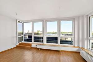 Leben im Turm - Der schönste Blick beginnt hier zu Hause! – Die vollständige Adresse der Immobilie erhältst du vom Anbieter., 12555 Köpenick, Berlin – Vorschaubild 4